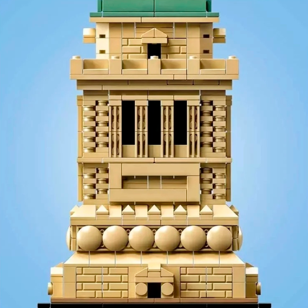 Constructor LEGO Statue of Liberty Figuri/ Green photo 5 Constructor LEGO Statue of Liberty Figuri/ Green photo 5