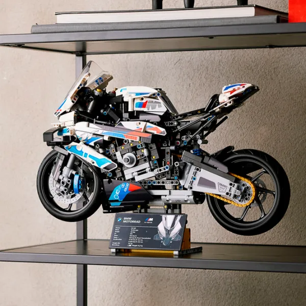 Constructor LEGO BMW M 1000 RR Motocicletă/ Black photo 4