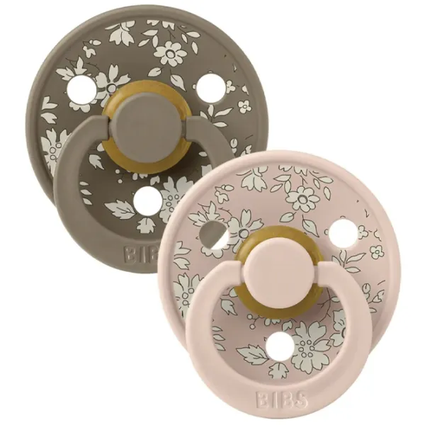 Suzetă cu tetina rotundă Bibs X Liberty 11010101 Unisex/ 0 luni - 6 luni/ Latex/ Dark Oak photo 3 Suzetă cu tetina rotundă Bibs X Liberty 11010101 Unisex/ 0 luni - 6 luni/ Latex/ Dark Oak photo 3