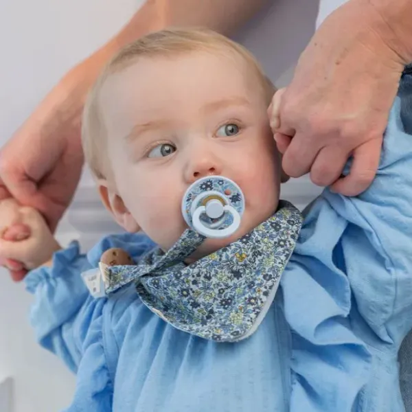 Соска круглая Bibs X Liberty 12011101 Для девочек/ 6 месяцев - 18 месяцев/ Латекс/ Голубой микс photo 6 Соска круглая Bibs X Liberty 12011101 Для девочек/ 6 месяцев - 18 месяцев/ Латекс/ Голубой микс photo 6