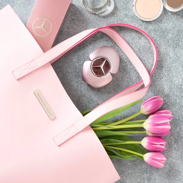 Parfum pentru femei Mercedes-Benz WOMAN EDT SPRAY Apă de toaletă / Fructat photo 4 Parfum pentru femei Mercedes-Benz WOMAN EDT SPRAY Apă de toaletă / Fructat photo 4