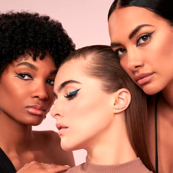 Карандаш для бровей Lancome Idole Liner Black photo 2 Карандаш для бровей Lancome Idole Liner Black photo 2