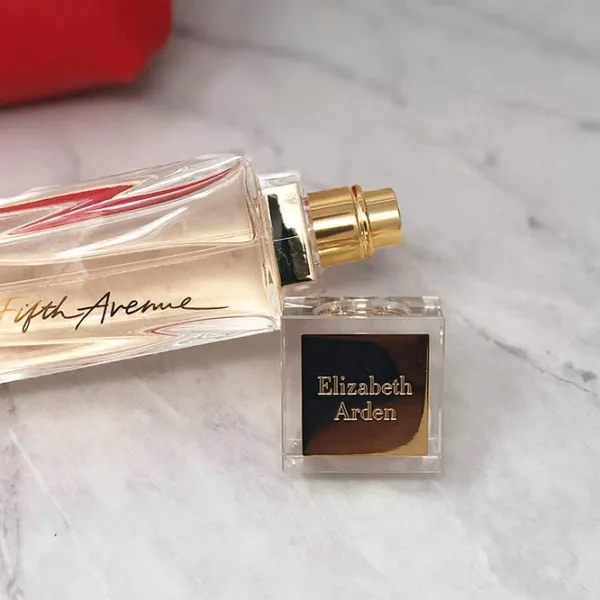 Parfum pentru femei Elizabeth Arden My Fifth Avenue Apă de parfum / Lemnos photo 3