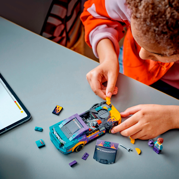 Constructor LEGO NASCAR Next Gen Chevrolet Camaro ZL1 Mașină/ Multicolor photo 8