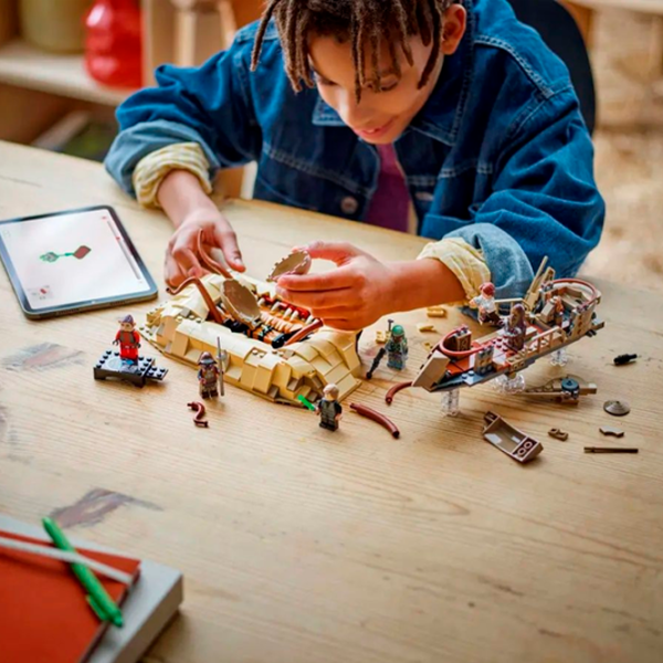 Constructor LEGO Desert Skiff & Sarlacc Pit Scenă din film/ Multicolor photo 9