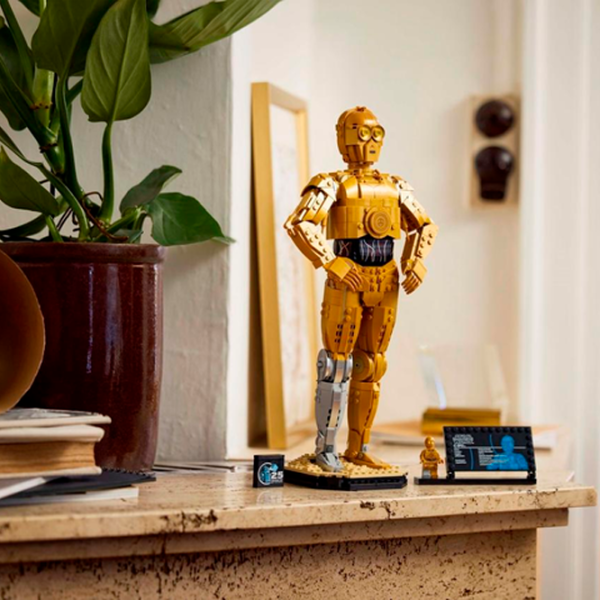 Constructor LEGO C-3PO Personaj de film/ Gold photo 6