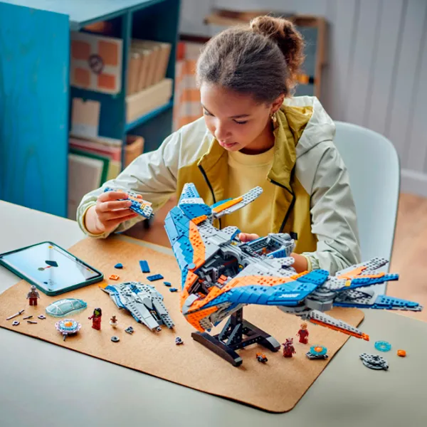 Constructor LEGO The Milano Spaceship Scenă din film/ Multicolor photo 9