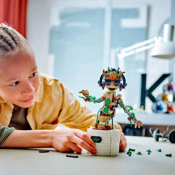 Constructor LEGO Dancing Groot Personaj de film/ Brown photo 6