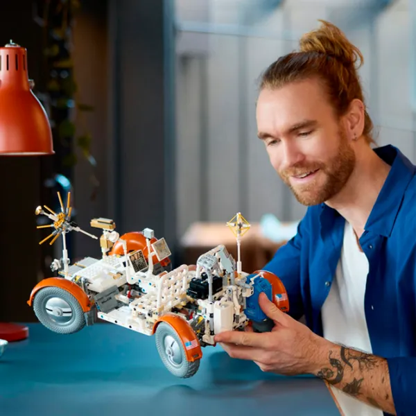Конструктор LEGO Nasa Apollo Lunar Roving Vehicle - LRV Транспорт/ Разноцветный photo 7