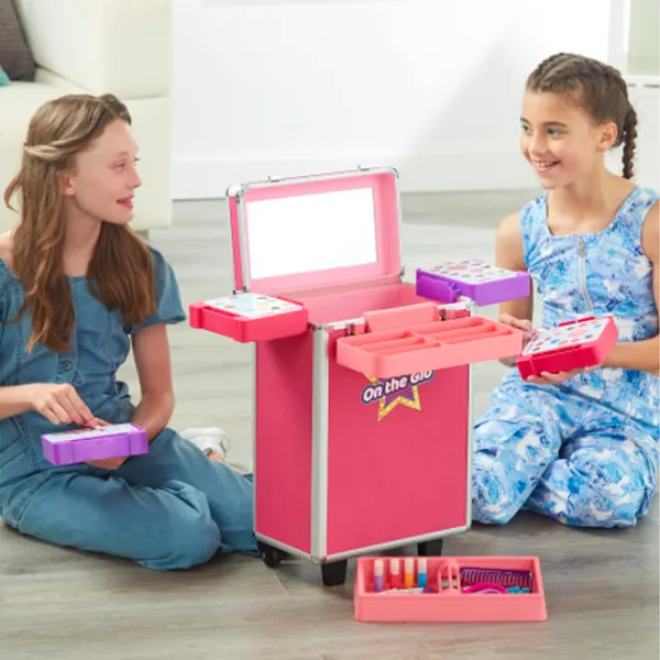 Креативный набор InstaGlam On The Glo Make-Up Trolley I07464 6+/ Разноцветный Красный photo 3