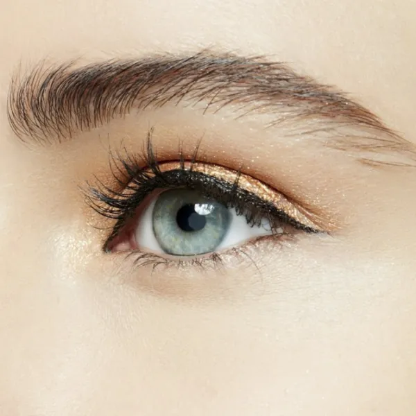 Тени для век Mac Dazzleshadow 1 г/ MWNE100000 photo 3 Тени для век Mac Dazzleshadow 1 г/ MWNE100000 photo 3