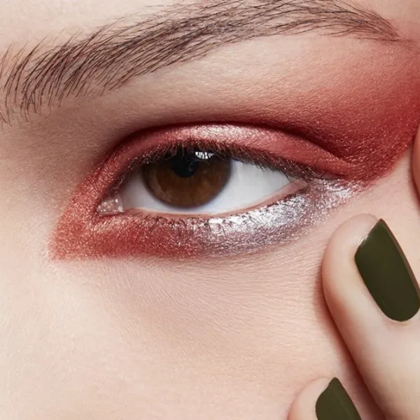 Тени для век Mac Eyeshadow 1.3 г/ M55KC40000 photo 3 Тени для век Mac Eyeshadow 1.3 г/ M55KC40000 photo 3