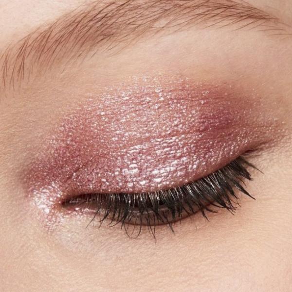 Тени для век MAC Dazzleshadow Liquid 4.6 г/ SCAW060000 photo 3 Тени для век MAC Dazzleshadow Liquid 4.6 г/ SCAW060000 photo 3