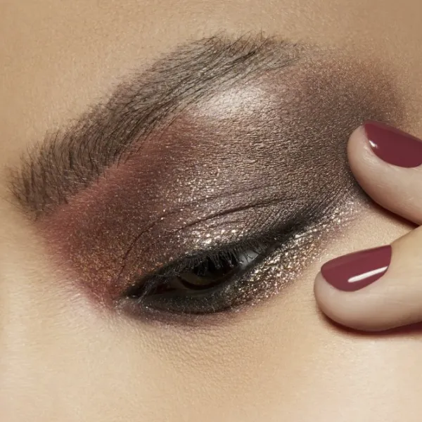 Тени для век MAC Dazzleshadow Liquid 4.6 г/ SCAW040000 photo 3 Тени для век MAC Dazzleshadow Liquid 4.6 г/ SCAW040000 photo 3