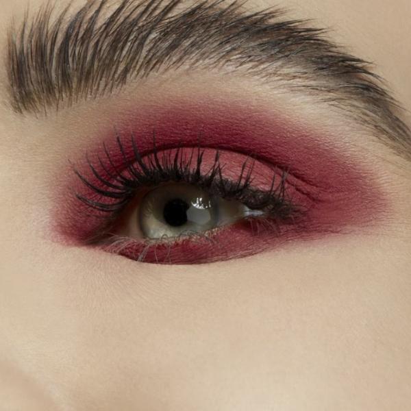 Тени для век MAC Kiss Soft 1.5 г/ SK37130000 photo 3 Тени для век MAC Kiss Soft 1.5 г/ SK37130000 photo 3