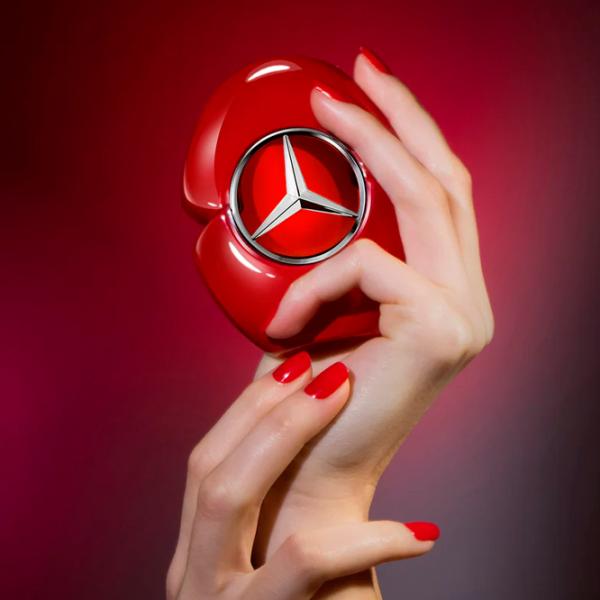 Парфюм для женщин Mercedes-Benz WOMAN IN RED Парфюмерная вода / Восточный photo 5 Парфюм для женщин Mercedes-Benz WOMAN IN RED Парфюмерная вода / Восточный photo 5