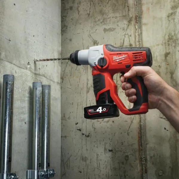 Ciocan rotopercutor Milwaukee M12H-0 Red photo 4 Ciocan rotopercutor Milwaukee M12H-0 Red photo 4