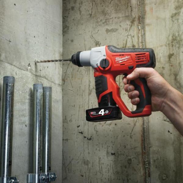Ciocan rotopercutor Milwaukee M12H-0 Red photo 4 Ciocan rotopercutor Milwaukee M12H-0 Red photo 4