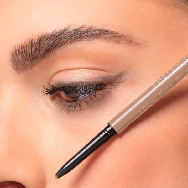 Creion pentru sprâncene Artdeco Ultra Fine Brow Liner Brown photo 4 Creion pentru sprâncene Artdeco Ultra Fine Brow Liner Brown photo 4