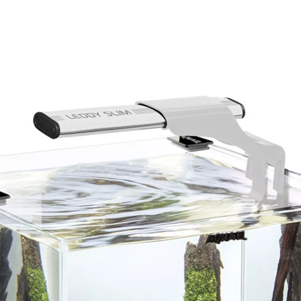 Освещение для аквариумов Aquael Leddy Slim Sunny LED/ 3800 лм photo 4 Освещение для аквариумов Aquael Leddy Slim Sunny LED/ 3800 лм photo 4