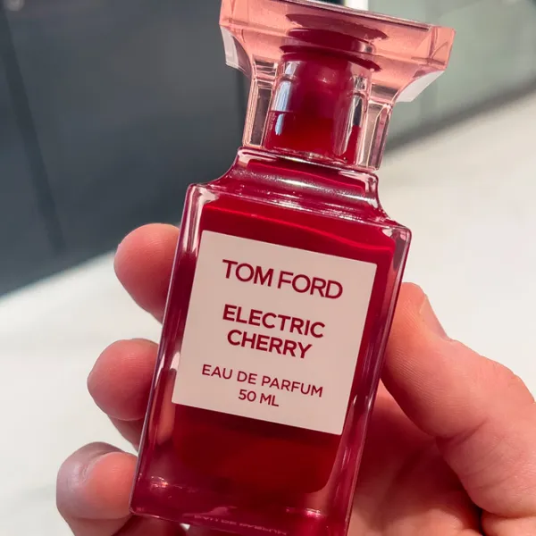 Парфюм для женщин Tom Ford Electric Cherry Парфюмерная вода / Фруктовый photo 2