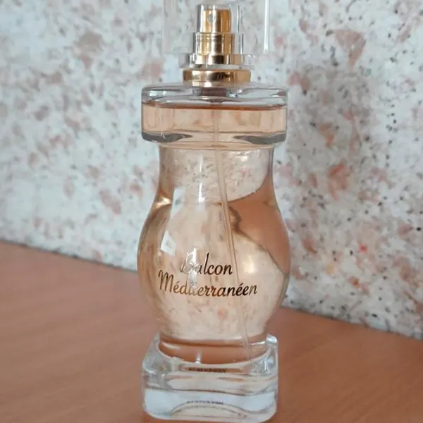 Parfum pentru femei Jeanne Arthes COLLECTION AZUR BALCON MEDITERRANEEN Apă de parfum / Fructat photo 4 Parfum pentru femei Jeanne Arthes COLLECTION AZUR BALCON MEDITERRANEEN Apă de parfum / Fructat photo 4