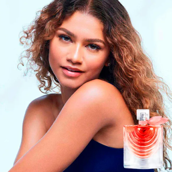 Парфюм для женщин Lancome La Vie Est Belle Iris Absolu Парфюмерная вода / Восточный photo 5 Парфюм для женщин Lancome La Vie Est Belle Iris Absolu Парфюмерная вода / Восточный photo 5
