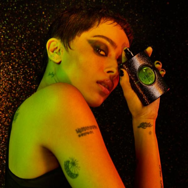 Парфюм для женщин Yves Saint Laurent BLACK OPIUM ILLICIT GREEN Парфюмерная вода / Фруктовый photo 4 Парфюм для женщин Yves Saint Laurent BLACK OPIUM ILLICIT GREEN Парфюмерная вода / Фруктовый photo 4