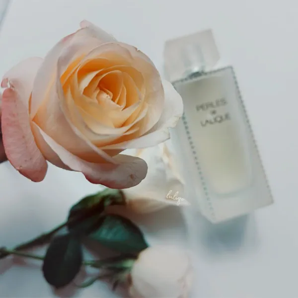Parfum pentru femei Lalique EDP Apă de parfum / Floral photo 3 Parfum pentru femei Lalique EDP Apă de parfum / Floral photo 3