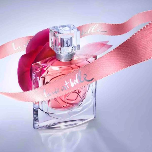 Parfum pentru femei Lancome La Vie Est Belle Rose Extraordinaire Apă de parfum / Oriental photo 2 Parfum pentru femei Lancome La Vie Est Belle Rose Extraordinaire Apă de parfum / Oriental photo 2