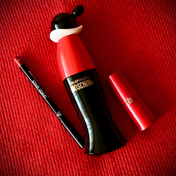 Парфюм для женщин Moschino EDT Туалетная вода / Фруктовый photo 2 Парфюм для женщин Moschino EDT Туалетная вода / Фруктовый photo 2