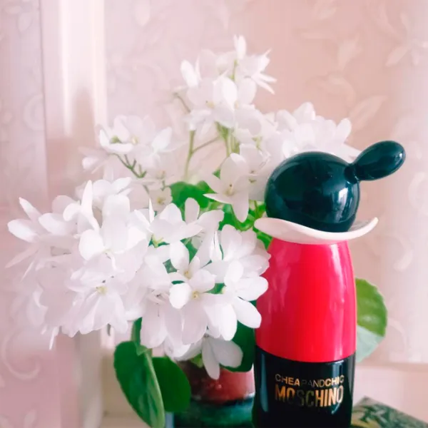 Парфюм для женщин Moschino EDT Туалетная вода / Фруктовый photo 5 Парфюм для женщин Moschino EDT Туалетная вода / Фруктовый photo 5