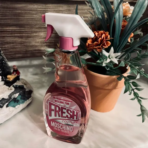Parfum pentru femei Moschino EDT Apă de toaletă / Fructat photo 4 Parfum pentru femei Moschino EDT Apă de toaletă / Fructat photo 4