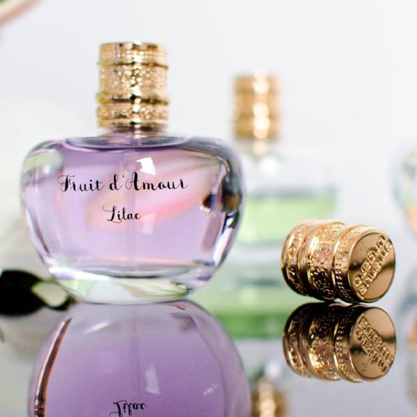 Парфюм для женщин Emanuel Ungaro Fruit d'amour Lilac Туалетная вода / Фруктовый photo 4 Парфюм для женщин Emanuel Ungaro Fruit d'amour Lilac Туалетная вода / Фруктовый photo 4