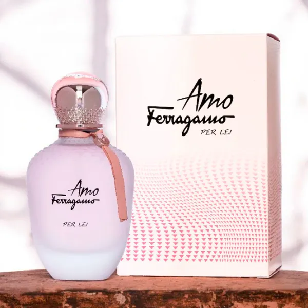Parfum pentru femei Salvatore Ferragamo Amo Ferragamo Apă de parfum / Fructat photo 2 Parfum pentru femei Salvatore Ferragamo Amo Ferragamo Apă de parfum / Fructat photo 2