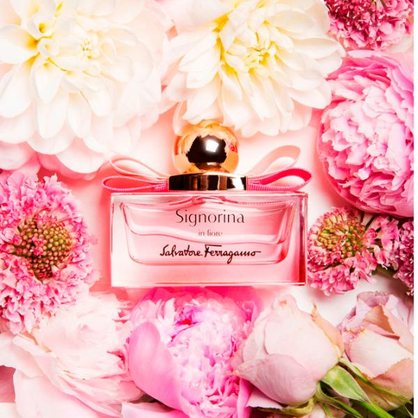 Parfum pentru femei Salvatore Ferragamo Signorina In Fiore Apă de toaletă / Fructat photo 6 Parfum pentru femei Salvatore Ferragamo Signorina In Fiore Apă de toaletă / Fructat photo 6