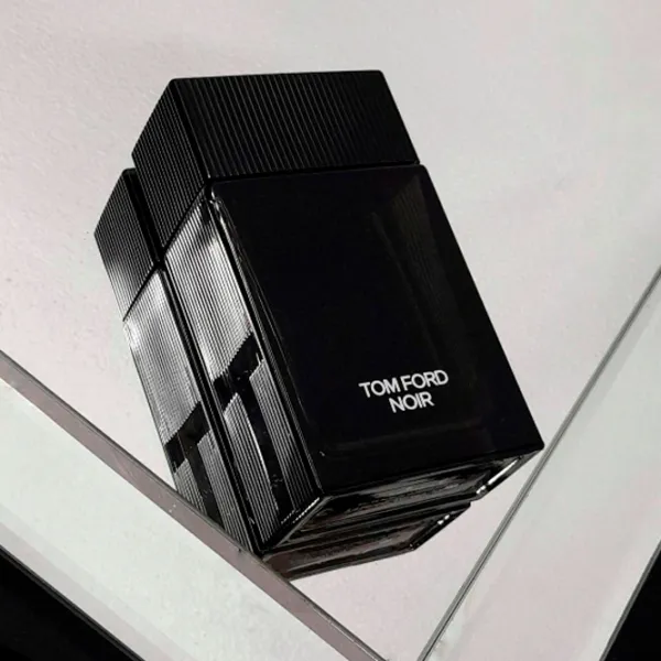 Парфюм для мужчин Tom Ford NOIR SPRAY Парфюмерная вода / Пряный photo 5 Парфюм для мужчин Tom Ford NOIR SPRAY Парфюмерная вода / Пряный photo 5