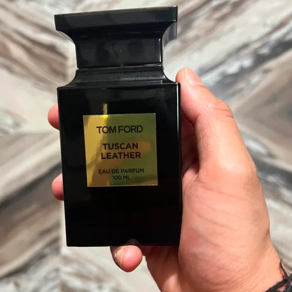 Парфюм унисекс Tom Ford TUSCAN LEATHER Парфюмерная вода / Кожаные photo 2 Парфюм унисекс Tom Ford TUSCAN LEATHER Парфюмерная вода / Кожаные photo 2
