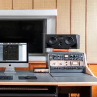Студийный монитор Adam Audio A77H 106 дБ / 250 В photo 5