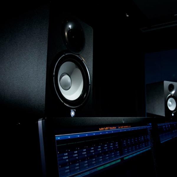 Студийный монитор Yamaha HS5i  / 70 Вт photo 5