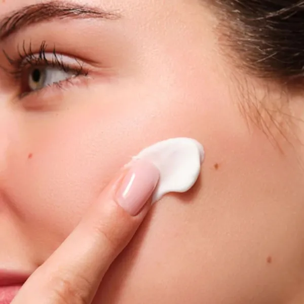Mască pentru față Artdeco Pure silk moisture mask Mască / Toate tipurile photo 3 Mască pentru față Artdeco Pure silk moisture mask Mască / Toate tipurile photo 3