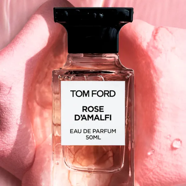 Parfum unisex Tom Ford Rose D'Amalfi Apă de parfum / Fructat photo 4 Parfum unisex Tom Ford Rose D'Amalfi Apă de parfum / Fructat photo 4