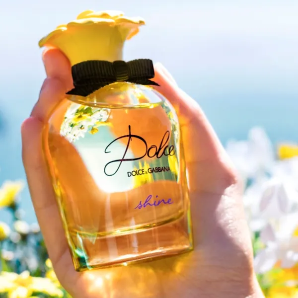 Парфюм для женщин Dolce & Gabbana DOLCE SHINE Парфюмерная вода / Фруктовый photo 2 Парфюм для женщин Dolce & Gabbana DOLCE SHINE Парфюмерная вода / Фруктовый photo 2
