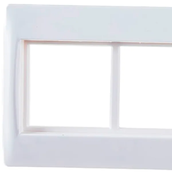 Ramă pentru priză și întrerupătoar IEK CKK-40D-RSU6-075-K01 White / 3 photo 4 Ramă pentru priză și întrerupătoar IEK CKK-40D-RSU6-075-K01 White / 3 photo 4
