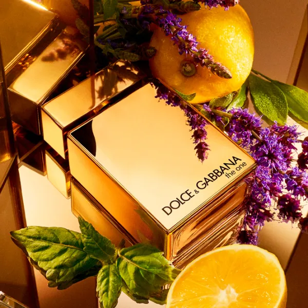 Parfum pentru femei Dolce & Gabbana The One Gold Apă de parfum / Fructat photo 3 Parfum pentru femei Dolce & Gabbana The One Gold Apă de parfum / Fructat photo 3