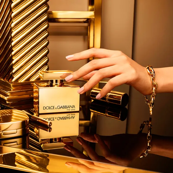 Parfum pentru femei Dolce & Gabbana The One Gold Apă de parfum / Fructat photo 5 Parfum pentru femei Dolce & Gabbana The One Gold Apă de parfum / Fructat photo 5