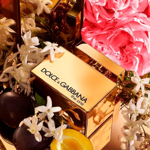 Parfum pentru femei Dolce & Gabbana The One Gold Apă de parfum / Fructat photo 4 Parfum pentru femei Dolce & Gabbana The One Gold Apă de parfum / Fructat photo 4