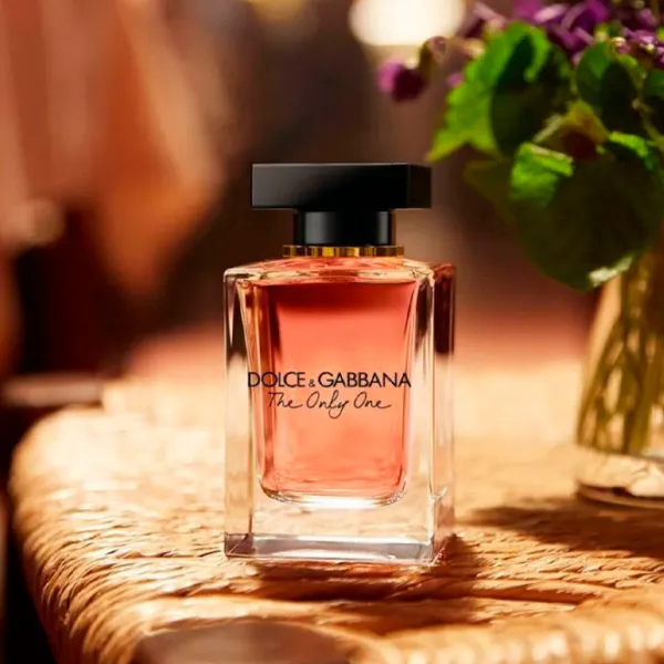 Parfum pentru femei Dolce & Gabbana The Only One Apă de parfum / Rafinate photo 2