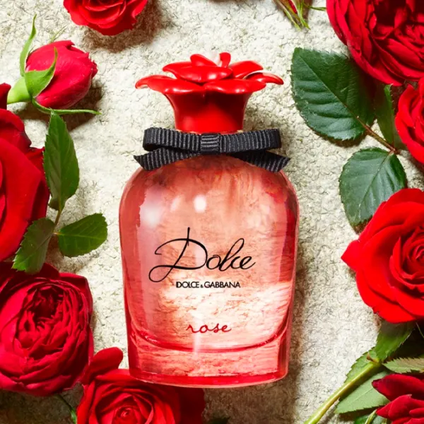 Parfum pentru femei Dolce & Gabbana Dolce Rose Apă de toaletă / Fructat photo 3 Parfum pentru femei Dolce & Gabbana Dolce Rose Apă de toaletă / Fructat photo 3