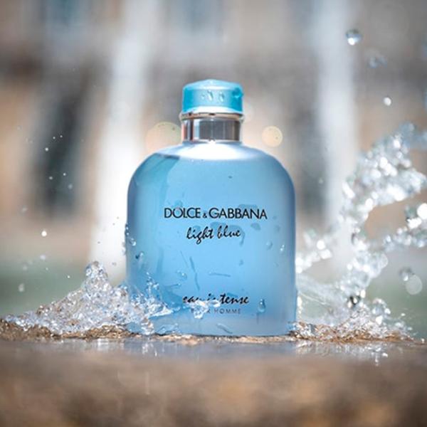 Parfum pentru bărbați Dolce & Gabbana Light Blue Eau Intense Pour Homme Apă de parfum / Acvatic photo 4 Parfum pentru bărbați Dolce & Gabbana Light Blue Eau Intense Pour Homme Apă de parfum / Acvatic photo 4